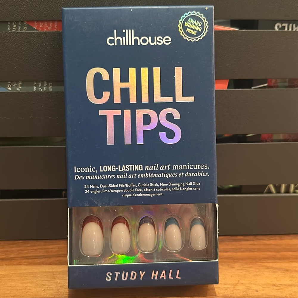 chilltips press-on nails - study hall